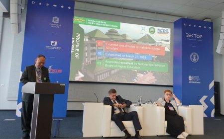 Rektor Unisma Malang Menjadi Tamu Kehormatan hingga Keynote Speaker Samara Rectors Council Meeting