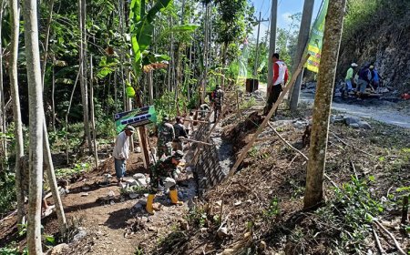 Pembangunan Infrastruktur di Desa Sumberpetung Kabupaten Malang Melalui Program Pra TMMD