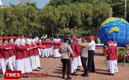 Kapolda Jatim Hingga Terjun Payung Korps Brimob Buka Rangkaian Pesmaba UMM 2023