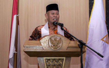 Mewakili Pj Bupati, Asisten I Hadiri Pelantikan dan Raker ICMI Morotai