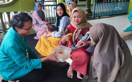 KSM&#45;T 12 Unisma Malang Lakukan Branding dan Pemasaran Nugget Sayur Sebagai Produk Baru Desa Madiredo