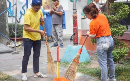 World Clean Up Day, ASCOTT Regional Jatim Bersih-bersih Taman Prestasi Surabaya