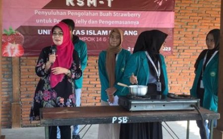 KSM-T Unisma Malang Gelar Penyuluhan dan Sosialisasi Permen Jelly Berbahan Dasar Stroberi