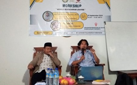 Pemuda Mamben Daya Lotim Dilatih Menulis oleh TIMES Indonesia