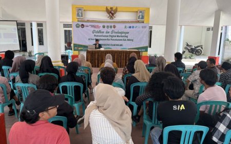 Mahasiswa KSM-T Unisma Malang TIngkatkan Penjualan dengan Digital Marketing
