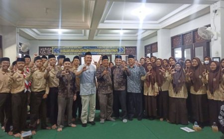 PPLK FAI UNISMA Sukses Gelar Seminar Literasi di Era Digital