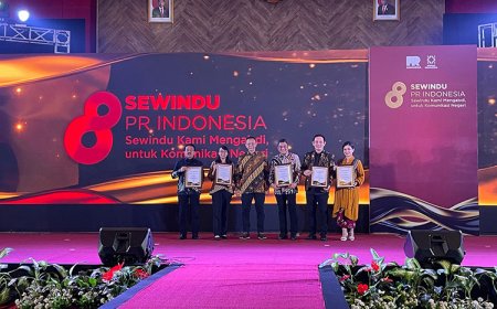 Pemda Provinsi Jabar Raih Penghargaan PR Indonesia di Bidang Komunikasi