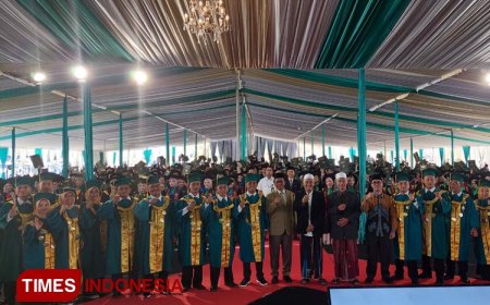 Simak Pesan Penting Mahfud MD kepada Ratusan Wisudawan IAIDA Blokagung Banyuwangi