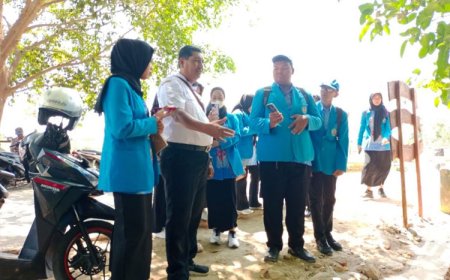 Mahasiswa UNIPMA Madiun Observasi Kegiatan Pembelajaran MKWK di Gong Perdamaian Saradan