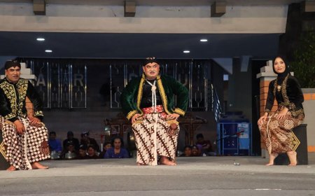 Polres Bantul Sampaikan Pesan Kamtibmas Melalui Pementasan Ketoprak