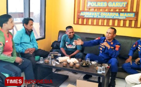 PB Garsel dan Satpolairud Polres Garut Jalin Sinergi Jaga Kelestarian Pantai