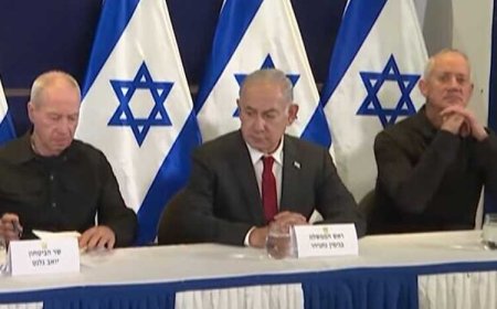 Saat Ini Israel Sedang Melakukan Serangan Besar&#45;besaran di Jalur Gaza