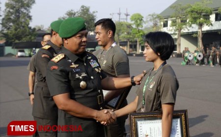 Pangdam V Brawijaya Beri Penghargaan untuk Anggotan yang Berprestasi di Bidang Olahraga