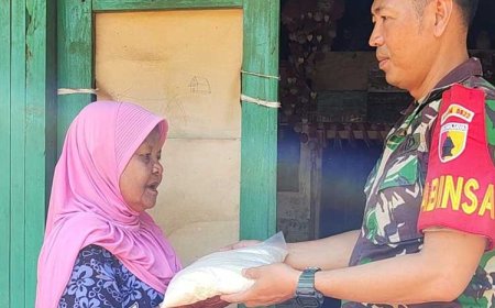 Babinsa Koramil Grujugan Menyisihkan Rezeki untuk Membantu Warga Kurang Mampu