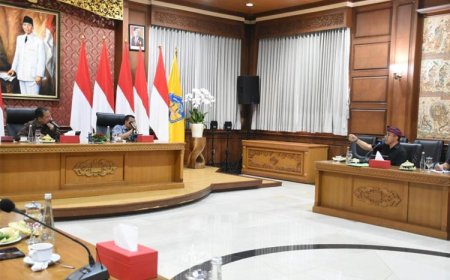 Tekankan Pentingnya Sinergi Pemerintah, PJ Gubernur Bali Gelar Rakor Penanganan Kebakaran TPA Suwung
