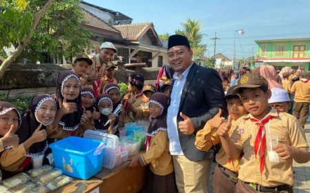 Dorong Terlahirnya Generasi Berdaya Saing, Puguh Wiji Pamungkas Ajak anak Desa Sekolah Hingga Jenjang Tinggi