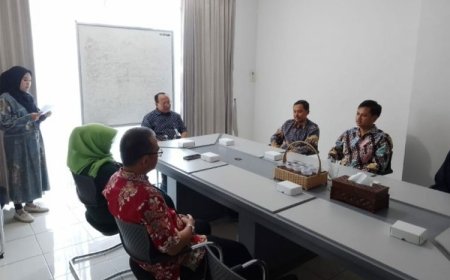 Rektor Universitas Widyagama Malang Apresiasi Mahasiswa Short Course ke UTHM Malaysia