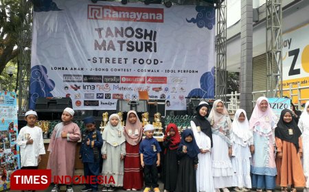 Aneka Lomba untuk Anak Meriahkan Perayaan Hari Santri di Ramayana Malang