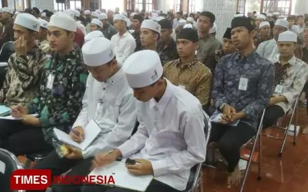 Ratusan Santri Kota Kediri Dibekali Wawasan Kebangsaan dan Bela Negara