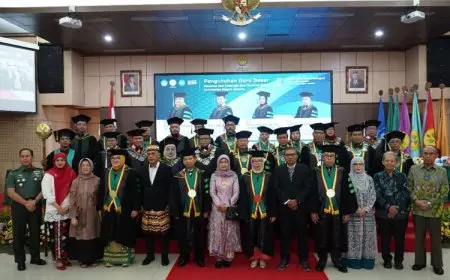 UNJ Kukuhkan 1 Guru Besar FIK dan 3 Guru Besar FT