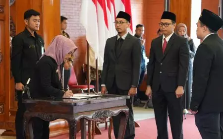 Lantik 103 Pejabat Fungsional, Ning Ita: ASN Harus BerAKHLAK