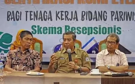 Uji Kompetensi Resepsionis Sukses Digelar, Kadispopar Bontang Resmi Menutup Acara