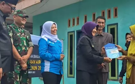 Dua Wilayah Darurat Kekeringan Teraliri Air Bersih Perumda Tirta Anom