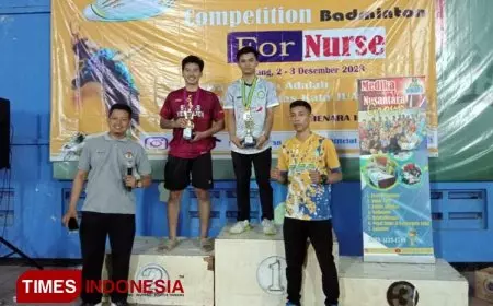 Mahasiswa STIKes Husada Jombang Borong 4 Juara dalam Kompetisi Badminton di Malang