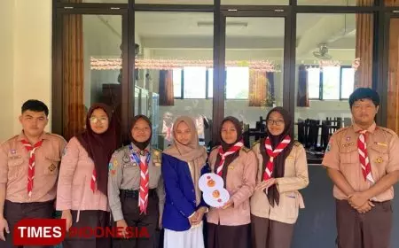Mahasiswa Asistensi Mengajar UM Aplikasikan Pembelajaran Inovatif di SMAN 1 Sumberpucung