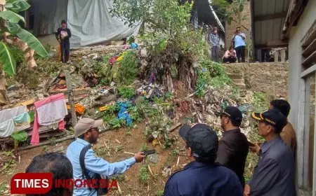 Dinding Rumah Warga Ambruk Akibat Longsor, Anggota DPRD Bontang Minta Dibuatkan Turap