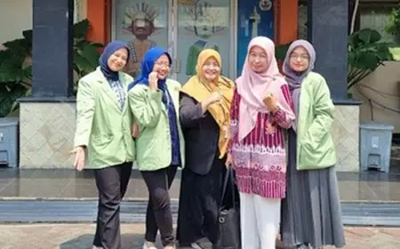 Gugus Kendali Mutu FH YARSI Menjamin Mutu Berkualitas di SMAN 103 Jakarta Timur