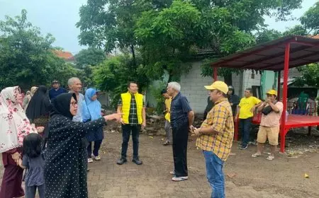Peduli Jalan Rusak, Kurniawan Yuda Pavingisasi di Tropodo Waru Sidoarjo