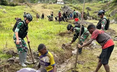 Satgas Yonif 433/JS Buatkan Irigasi Warga Mbua Papua
