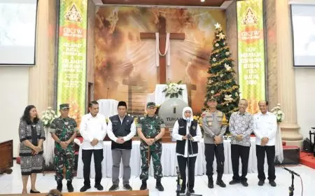 Tinjau Gereja di Surabaya Bersama Forkopimda, Gubernur Khofifah Kawal Ibadah Natal Penuh Damai