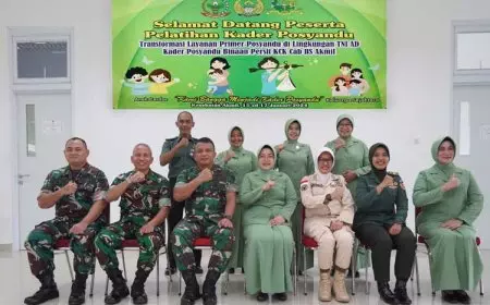 Ketua Persit KCK Akmil Novita Sidharta Wisnu Pimpin Pelatihan Kader Posyandu