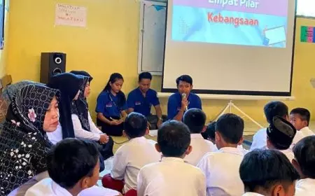 Mahasiswa UNIPMA Sosialisasi Empat Pilar Kebangsaan untuk Siswa SDN Karanggupito, Ngawi