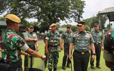 Pangdam Mayjen TNI Rafael Granada Baay Ingatkan Prajurit untuk Bijak dalam Penggunaan Medsos