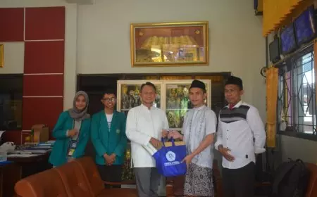 TIM PMB FMIPA Unisma Malang Promosi Program Studi Biologi ke SMAI Kepanjen