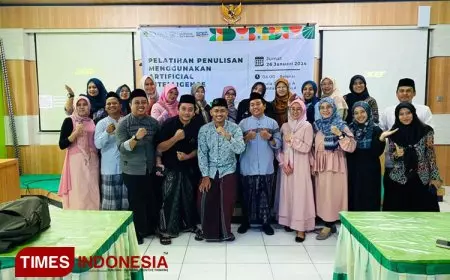 Rangsang Kemampuan Penulisan Artikel Ilmiah, FEB Unisla Gelar Pelatihan AI
