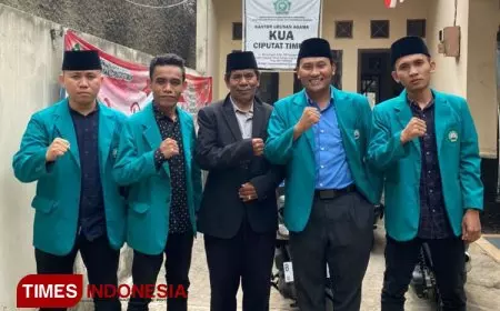 Empat Mahasiswa MHKI Unisma Malang Lakukan KKM di KUA Ciputat Timur