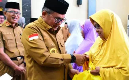 Wali Kota Gorontalo Berharap Bantuan Baznas Bisa Ringankan Beban Warganya
