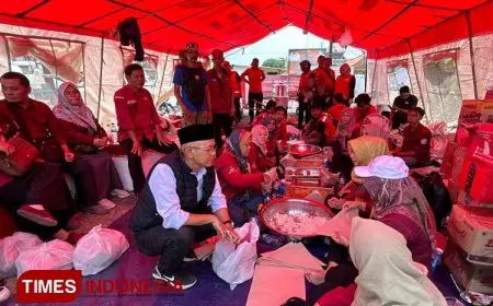 Anggota DPR RI Maman Imanulhaq Beri Bantuan untuk Korban Bencana Banjir di Majalengka