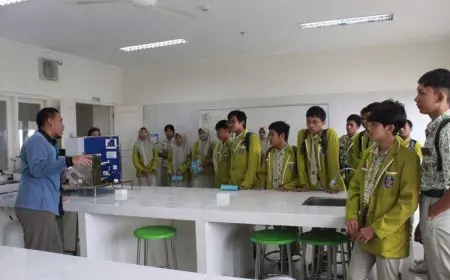 Kampus Top, UNIPMA Jadi Jujukan Kunjungan Siswa SMAN 4 Madiun