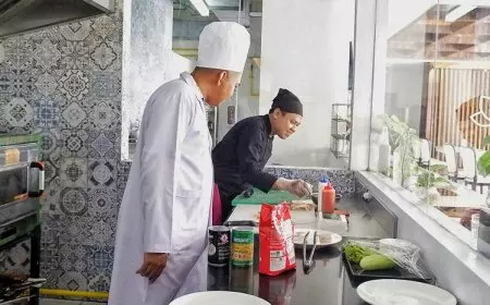 Tingkatkan Kualitas Karyawan, Java Lotus Hotel Jember Gelar Uji Kompetensi Food Handler