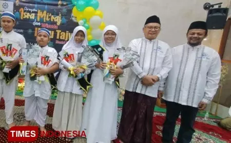 Peringatan Isra Mi'raj, TPQ Al-Haq Gelar Wisuda Ilmu Tajwid