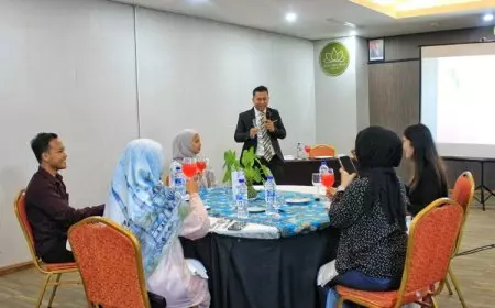 Serunya Table Manner Workshop di Java Lotus Hotel Jember, Ini Kata Para Peserta!