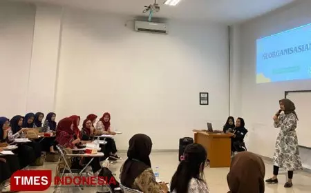 Kegiatan Diklat Dasar 7 UKM Seni Tari "Melati Sekar Langit" Unisma Malang