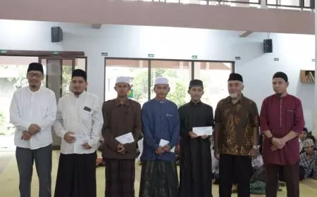 Bersama DKMM Widyagama Malang, Universitas Widyagama Bagi&#45;bagi Kebaikan di Bulan Suci Ramadan