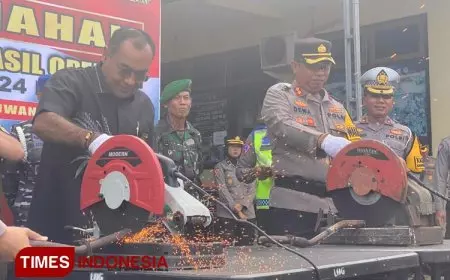 Ribuan Miras dan Ratusan Knalpot Brong Dimusnahkan Polresta Banyuwangi