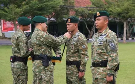 Pimpin Kenaikan Pangkat Prajurit, Ini Pesan Komandan Brigif 13 GR 1 Kostrad